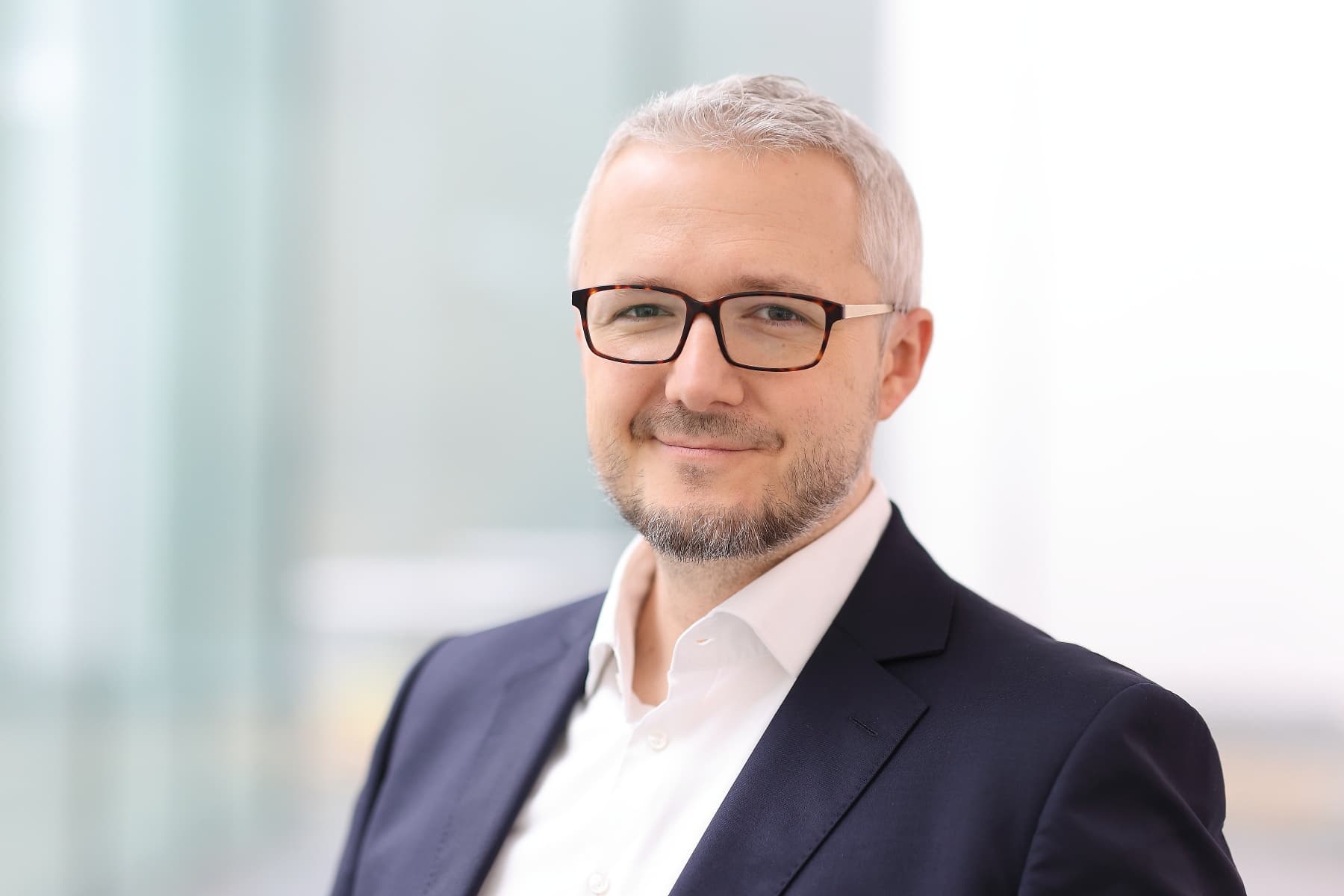 Prof. Dr. Damian   Borth